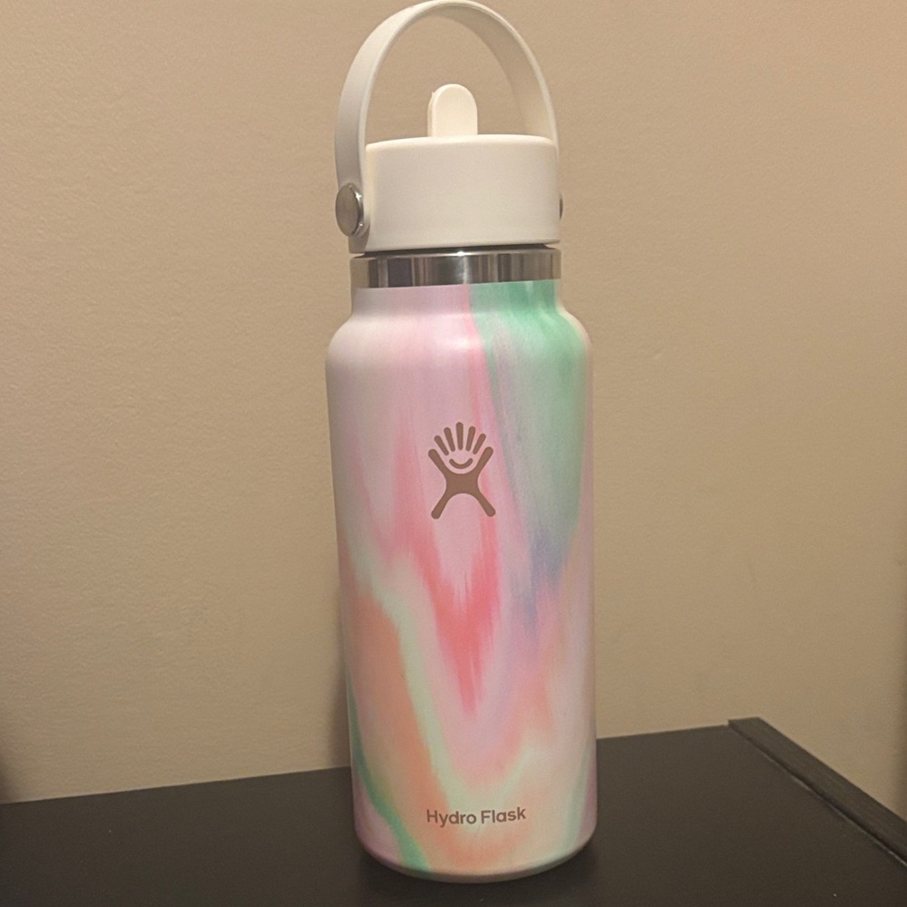 Rare Hydro Flask Pastel Swirl Water Bottle 32oz